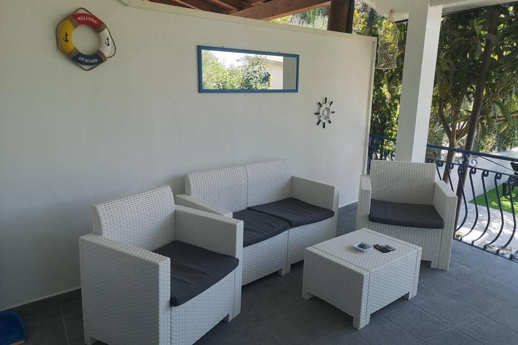 Villa Cilento Mare, Bellissima Con Ampio Giardino Capitello Exterior foto